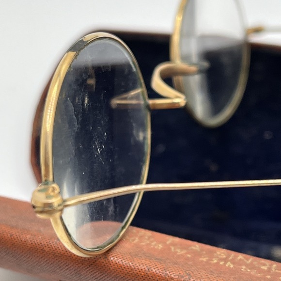 Antique‎ Wire Rim "Windsor" Spectacles Saddle Bridge Gold/ Brass Color with Case - Picture 5 of 16